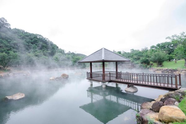 Suối nước nóng bang