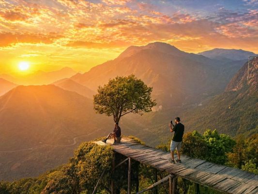 Hoàng hôn trên cổng trời Ô Quy Hồ