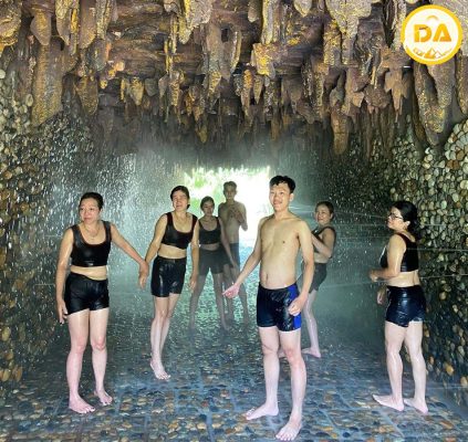 Massage thủy liệu pháp tại Hòn Tằm