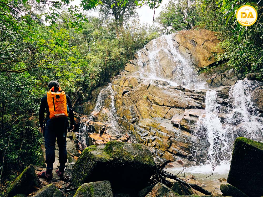 Thác nước Pa Thiên